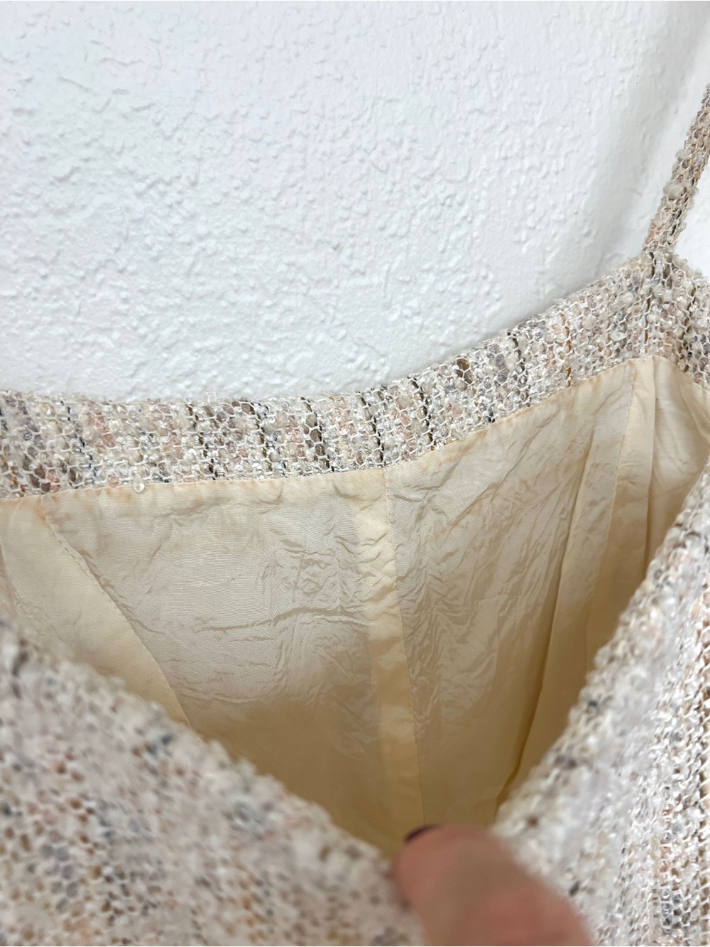 VINTAGE boucle textured beige knit spaghetti strap tank top / XS-S - Picture 7 of 7